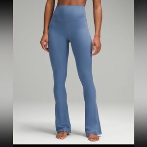 Ribbed flare aligns - short